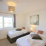 Grand Central Apartments By Payman Club
